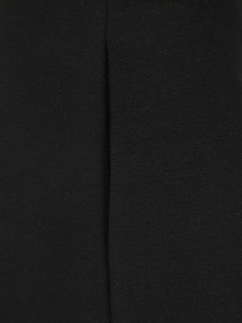 high-waisted trousers 3