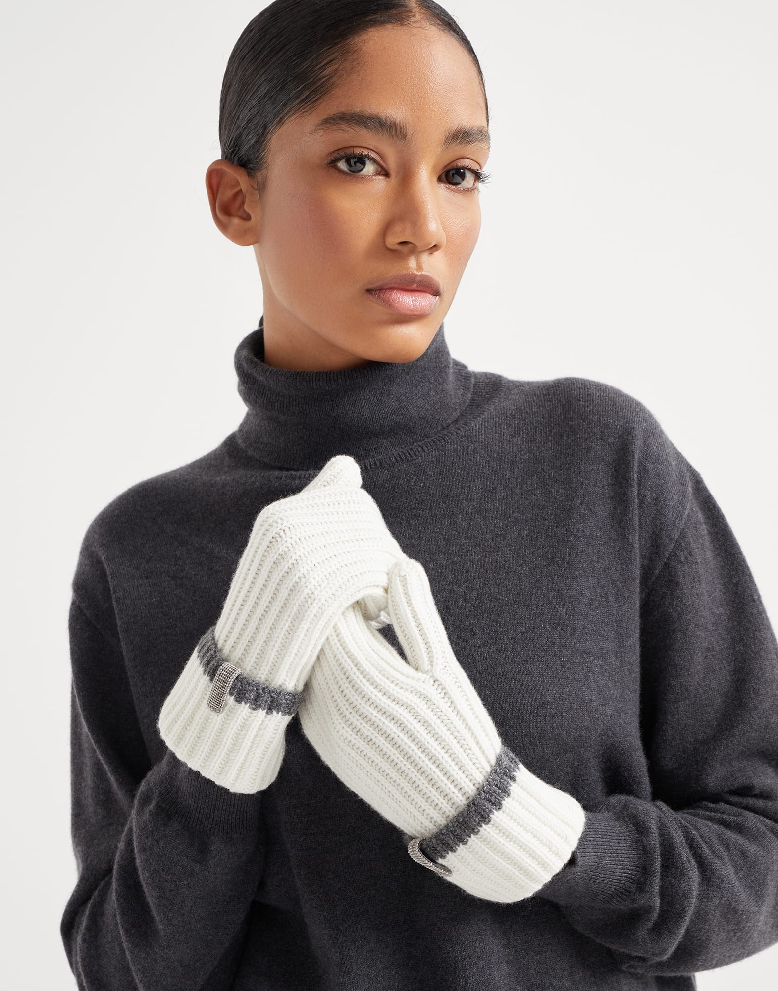 Cashmere English rib knit mittens with monili - 3