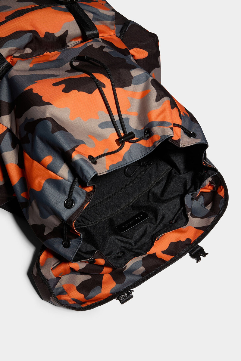 CERESIO 9 CAMO BIG BACKPACK 5