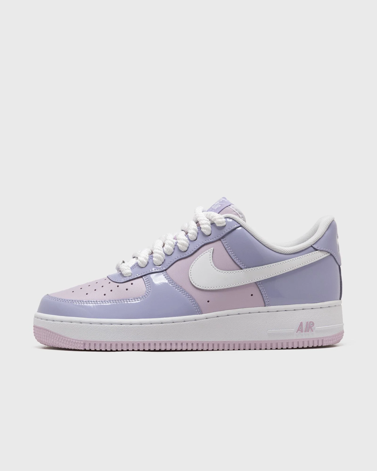 AIR FORCE 1 '07 LV8 - 1