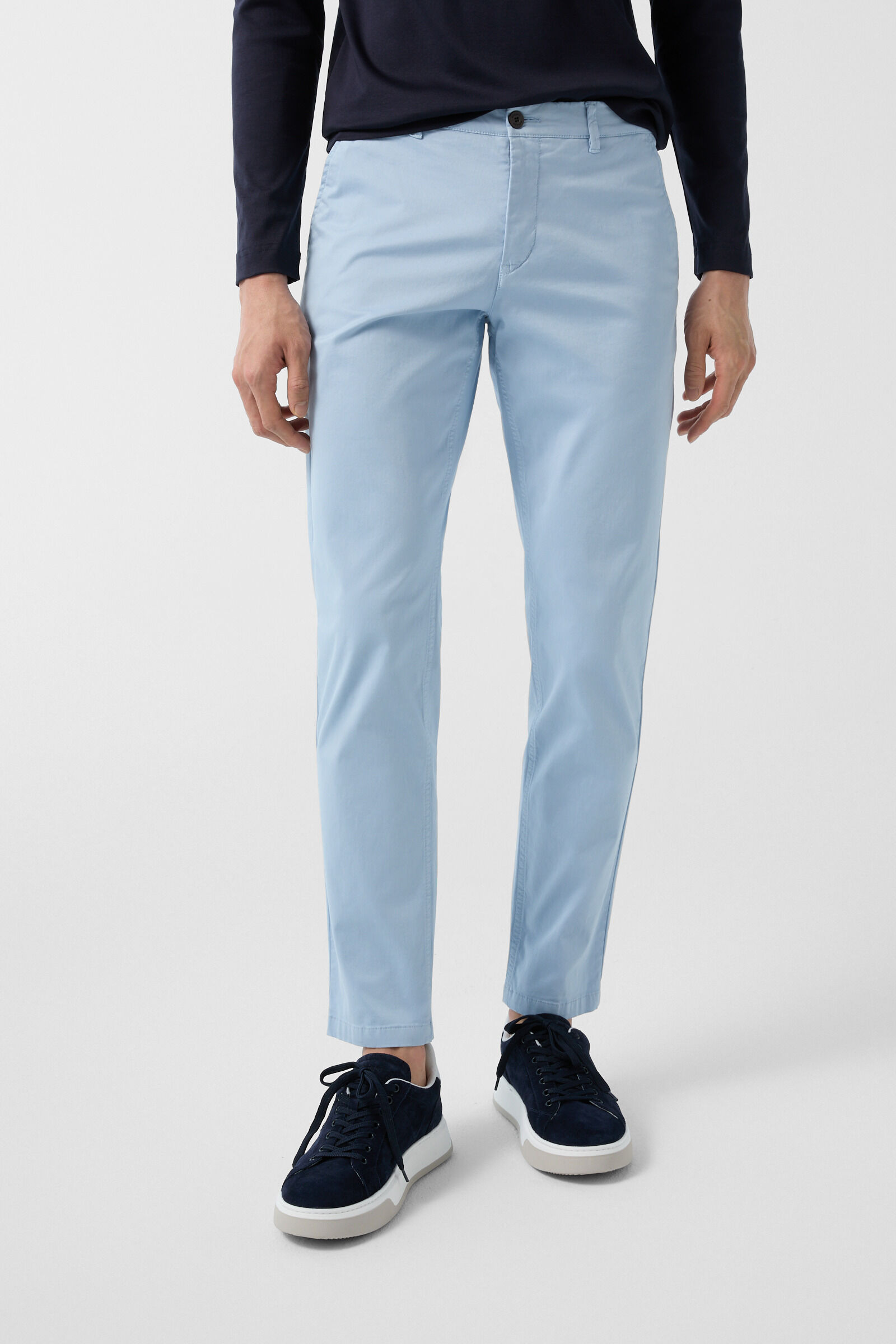 Chinos Nik in Light blue - 2