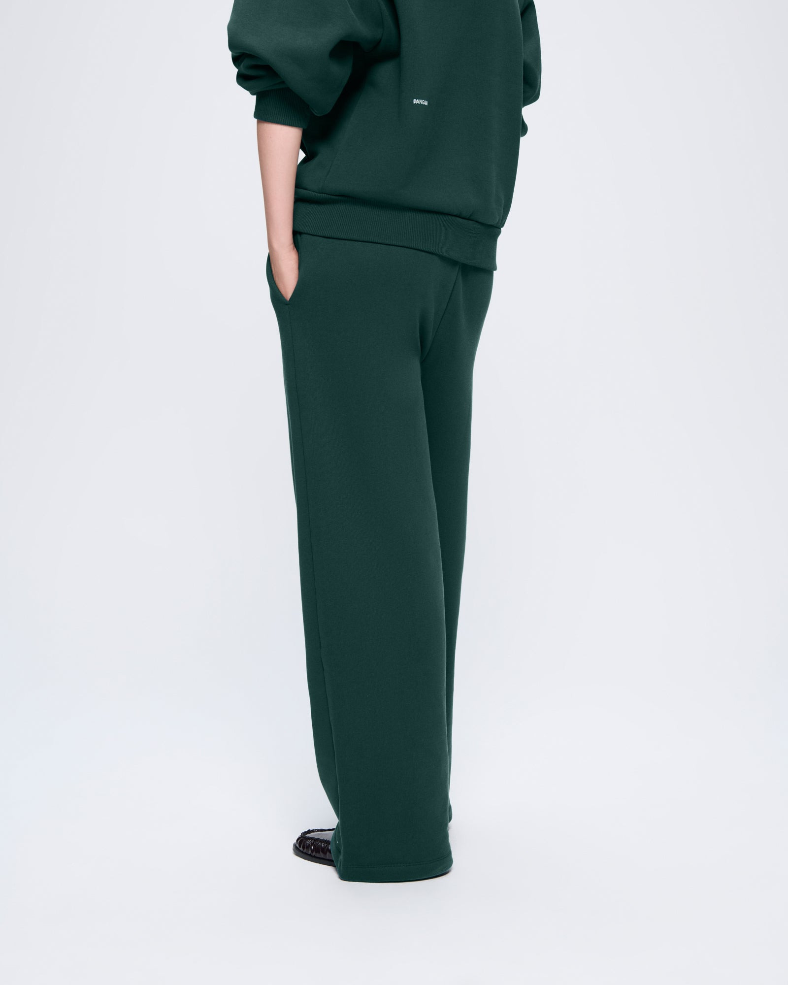 Womens 365 Heavyweight Straight Leg Track Pants - Foliage Green - 5