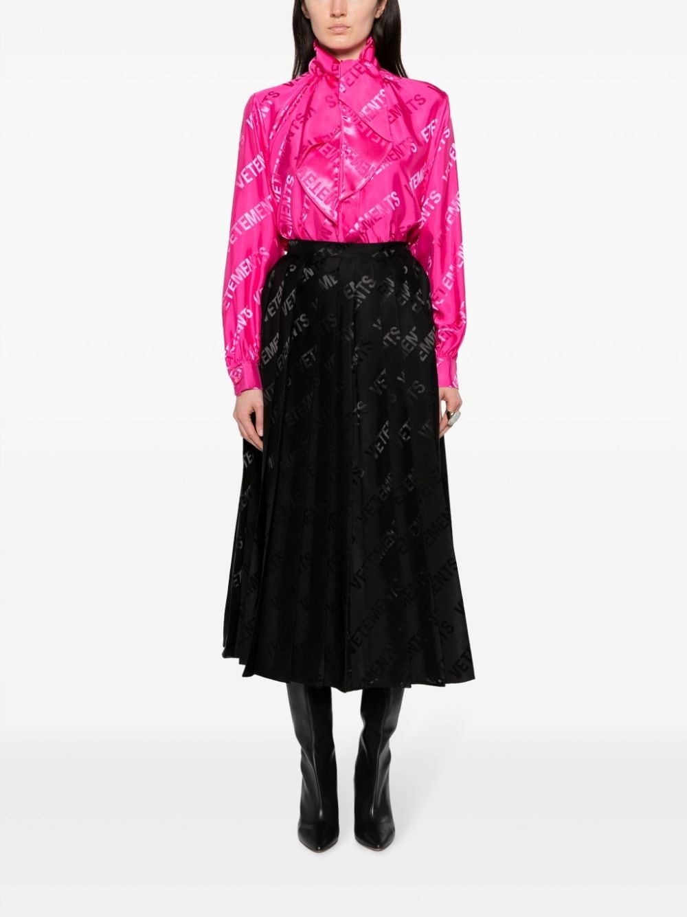 VETEMENTS 'Monogram' blouse | julianfashion | REVERSIBLE
