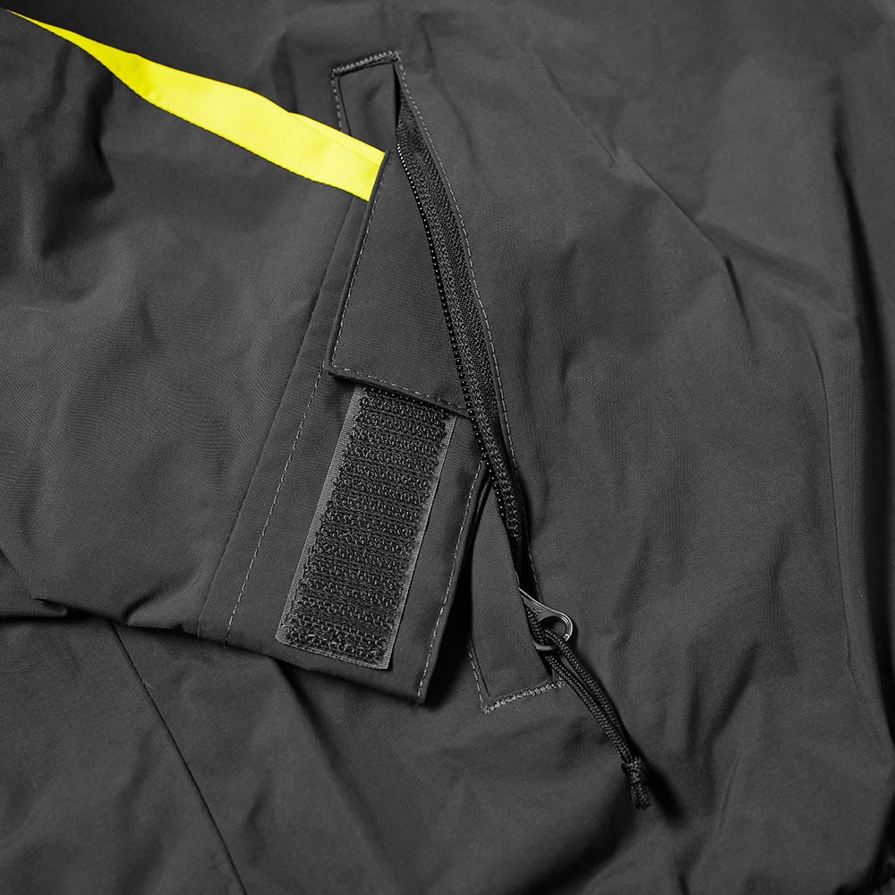 The North Face 92 Extreme Rain Jacket - 2