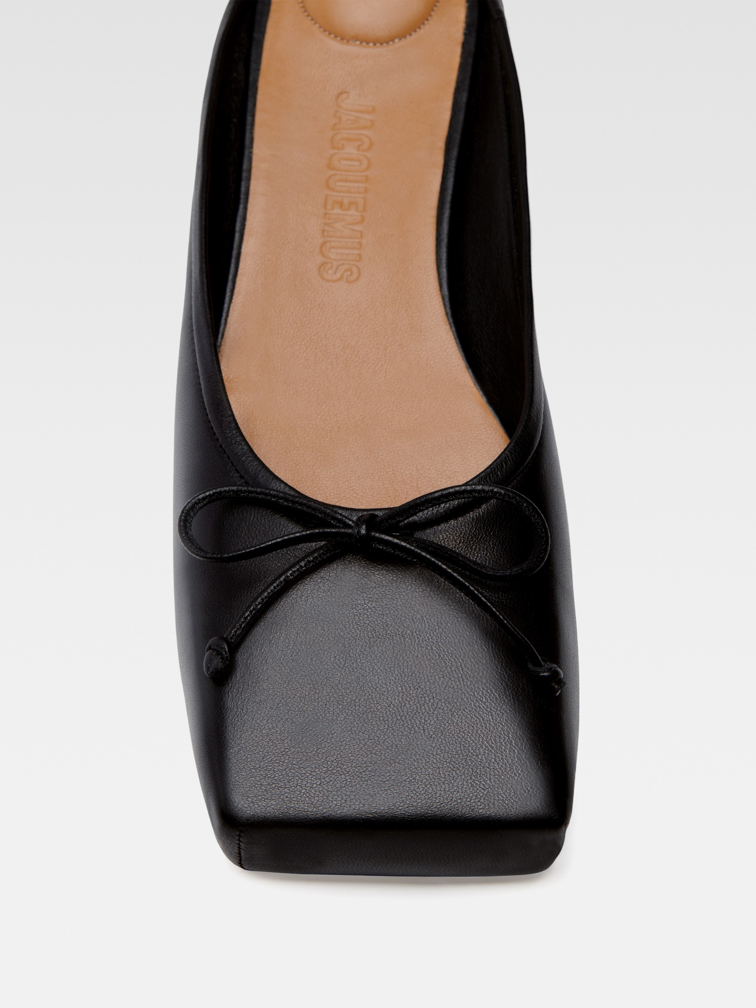 【Jacquemus】 Lesミュール Platesバレエフラット JACQUEMUS Les mules plates Ballet | REVERSIBLE