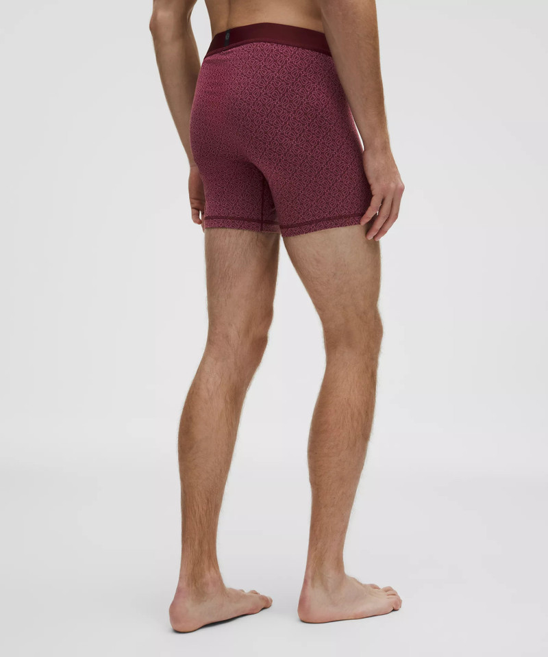 lululemon Always In Motion Boxer 5" outlook