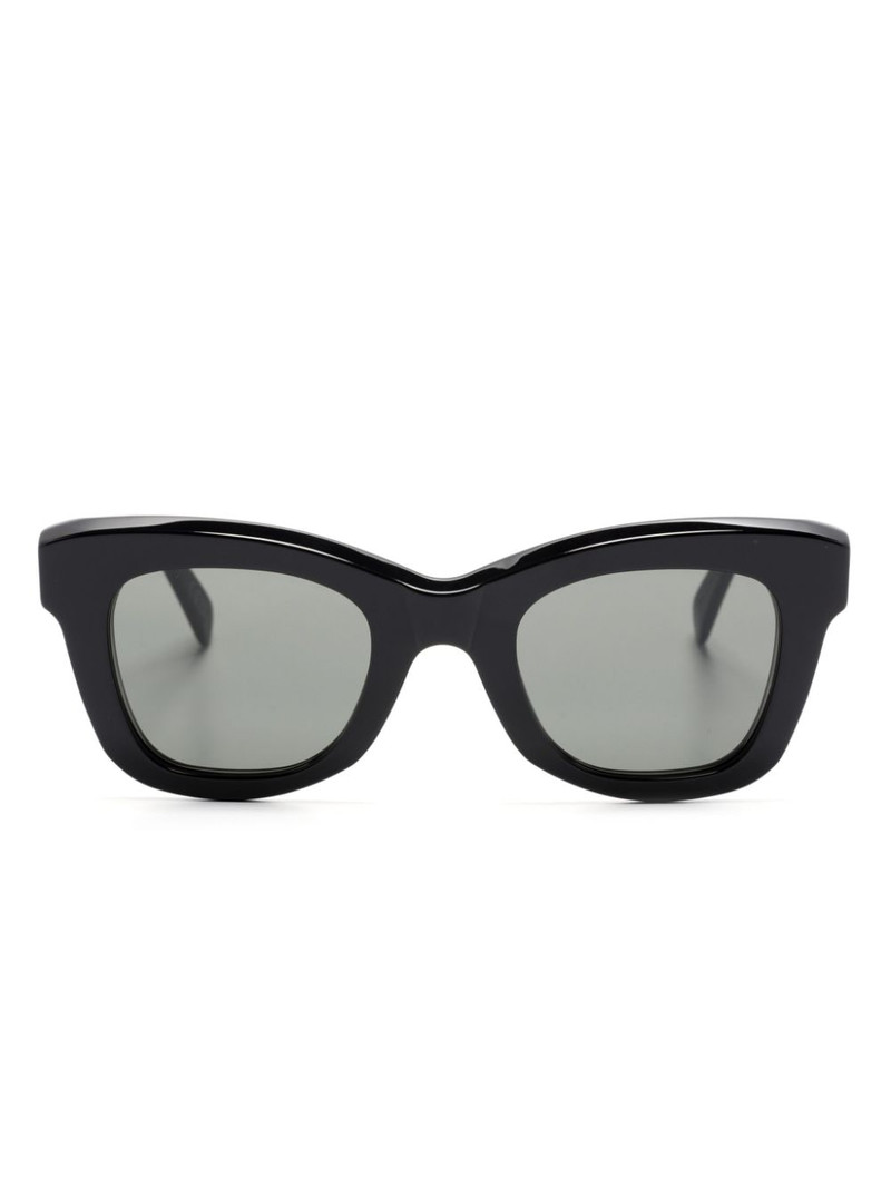 butterfly-frame sunglasses 1