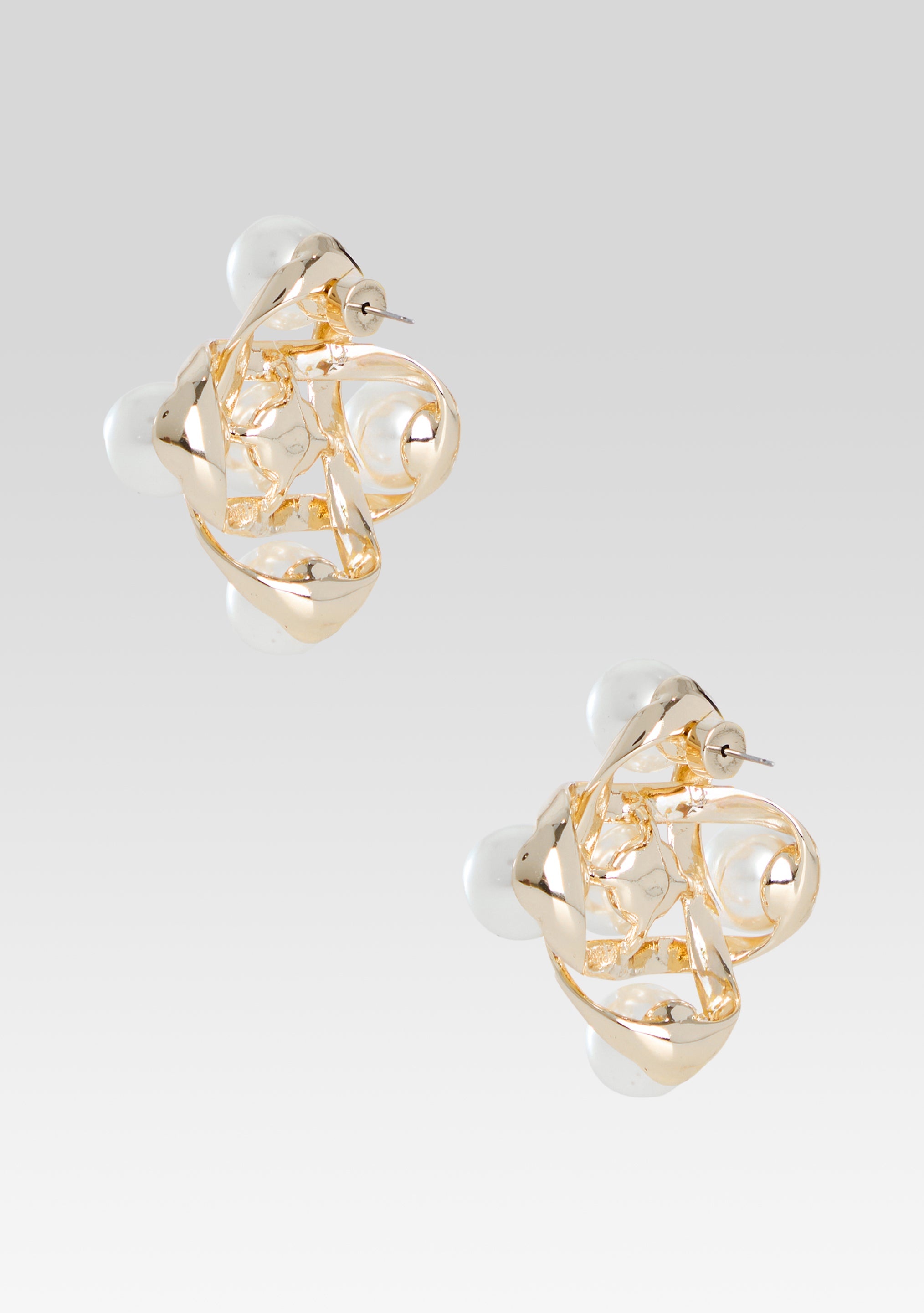 HARLOW PEARL EARRING - 3