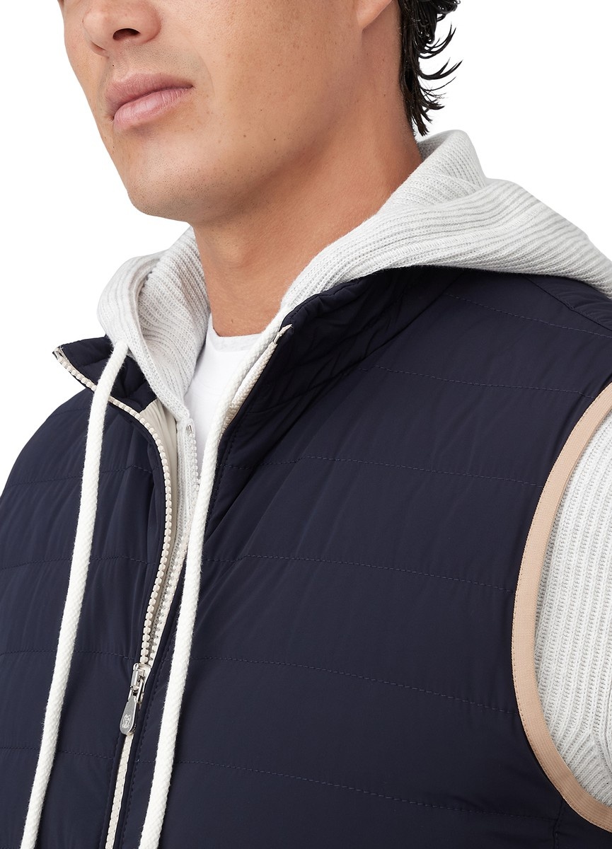 Light sleeveless puffer jacket - 4