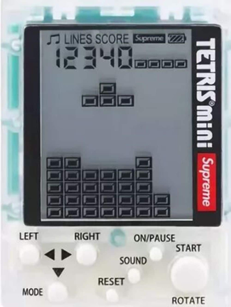 Supreme Tetris Mini keyring outlook