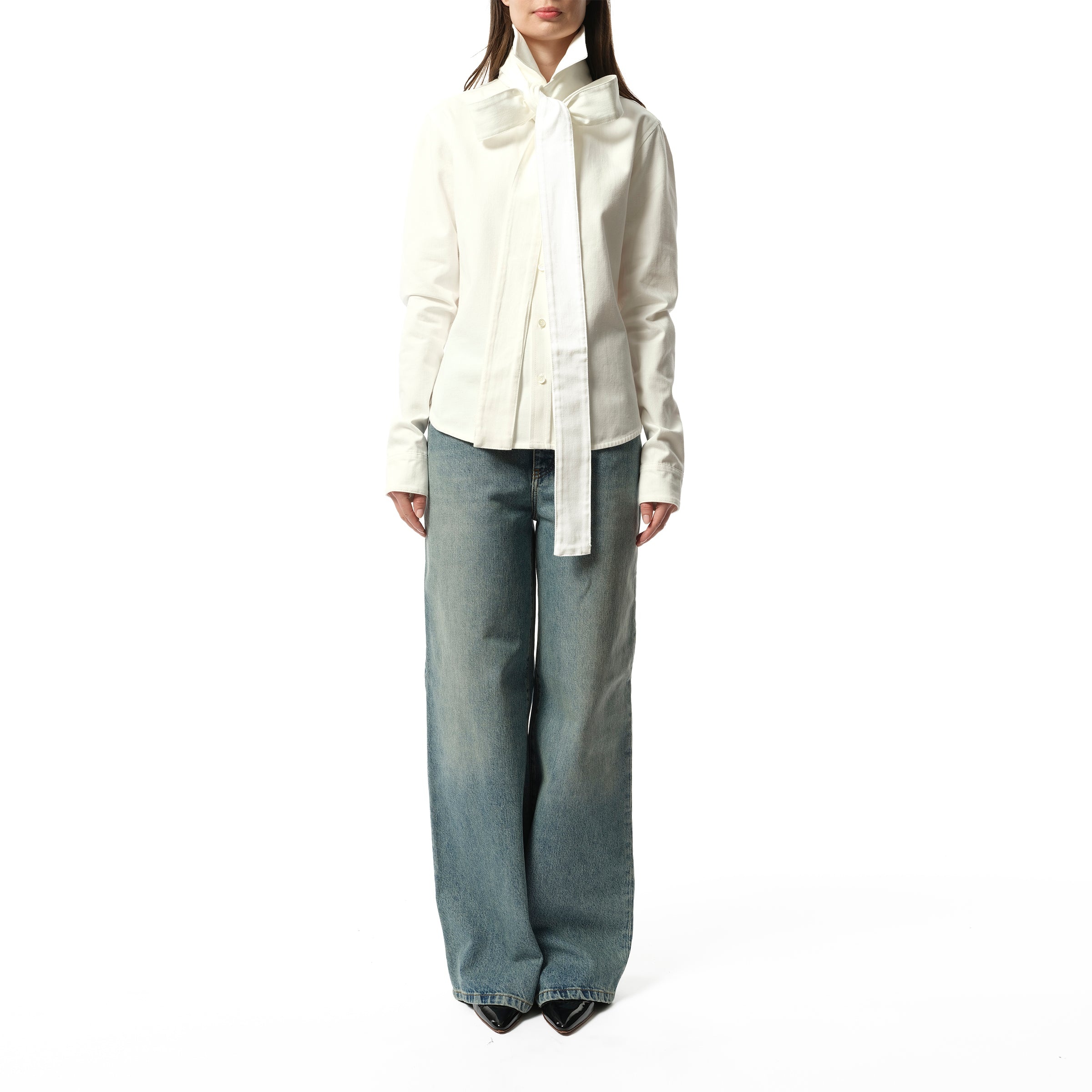 Bow Shirt in White - 3