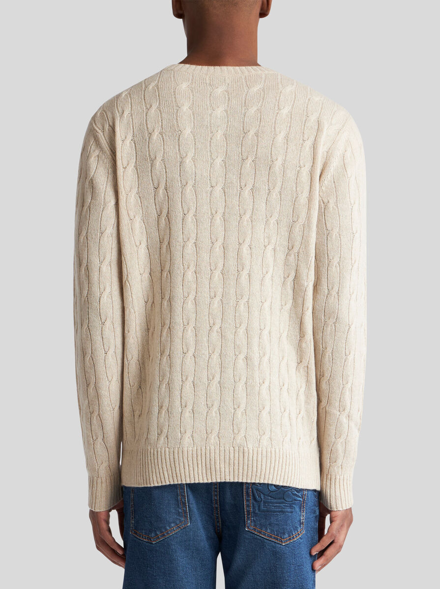 CABLE-KNIT CASHMERE SWEATER - 4