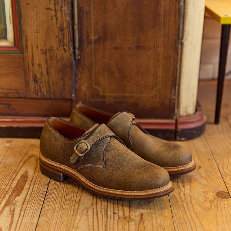 Regent - Antique Waxy Commander 2