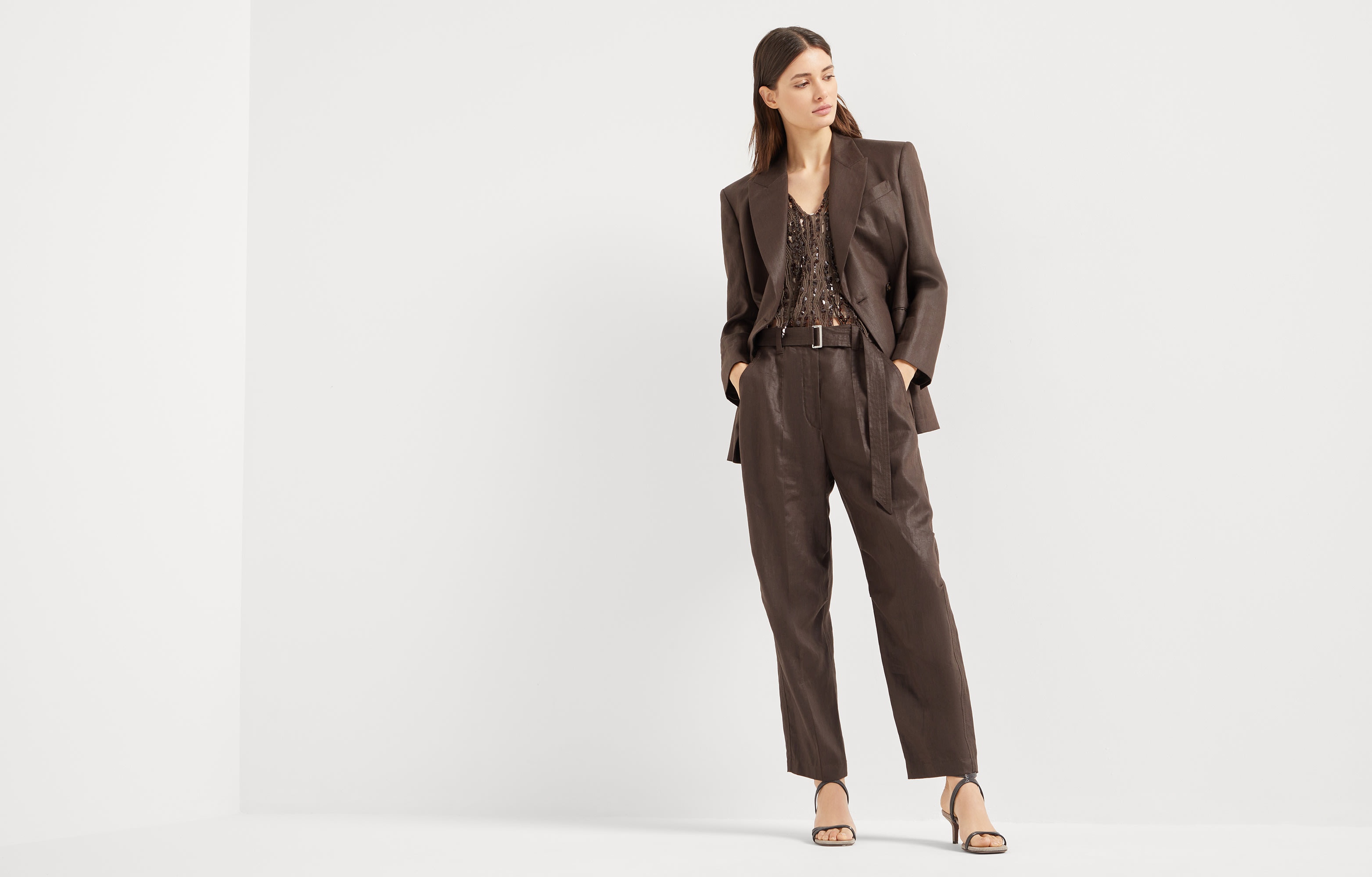 Polished linen twill ergonomic chino trousers - 5