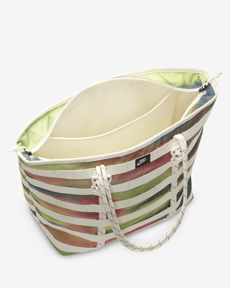 Nike Sportswear Women's Artist Collection RPM Tote (26L) 5