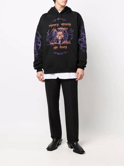 VETEMENTS graphic-print hoodie outlook