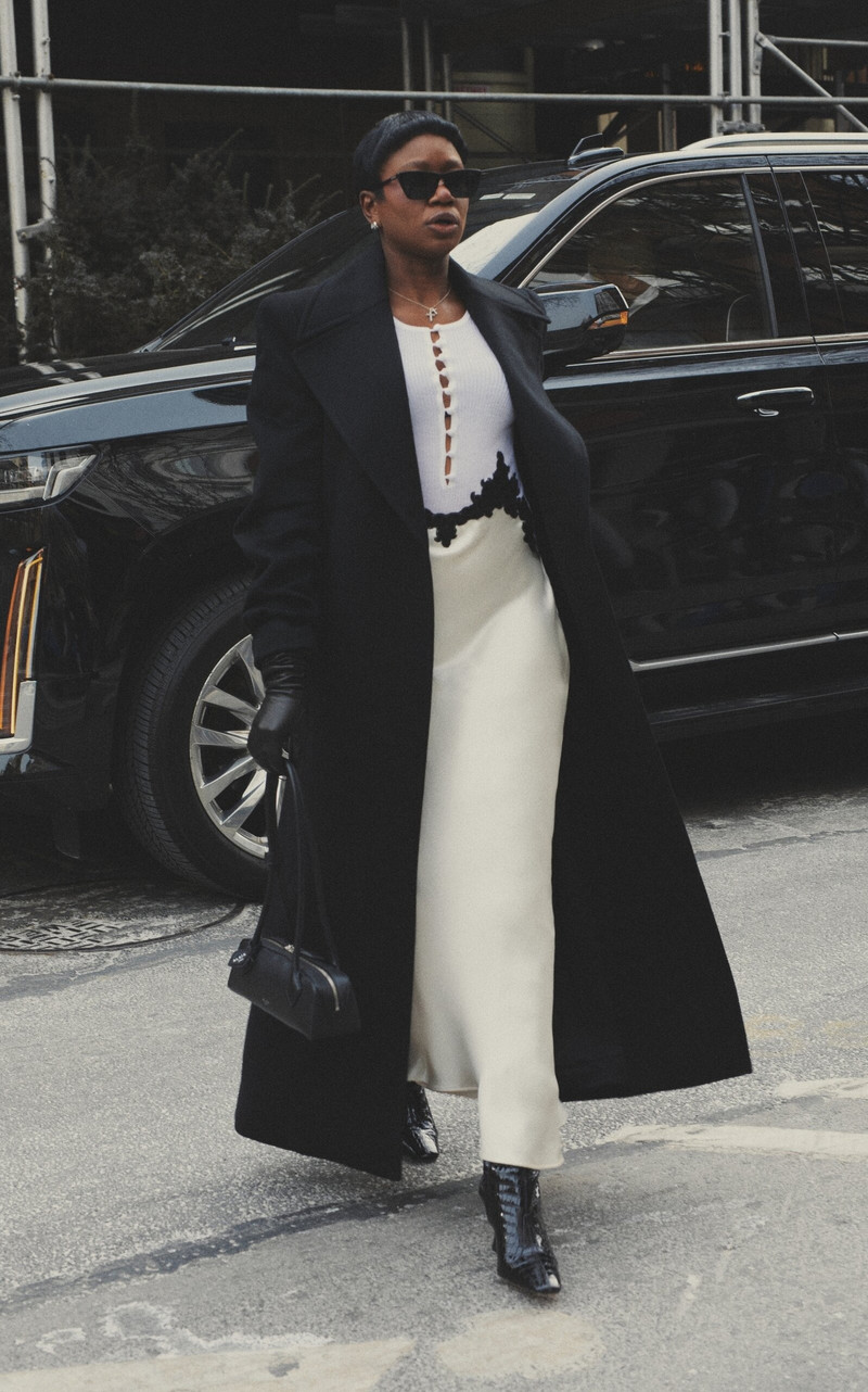 SAINT LAURENT Mica Thin Cat-Eye Acetate Sunglasses black outlook