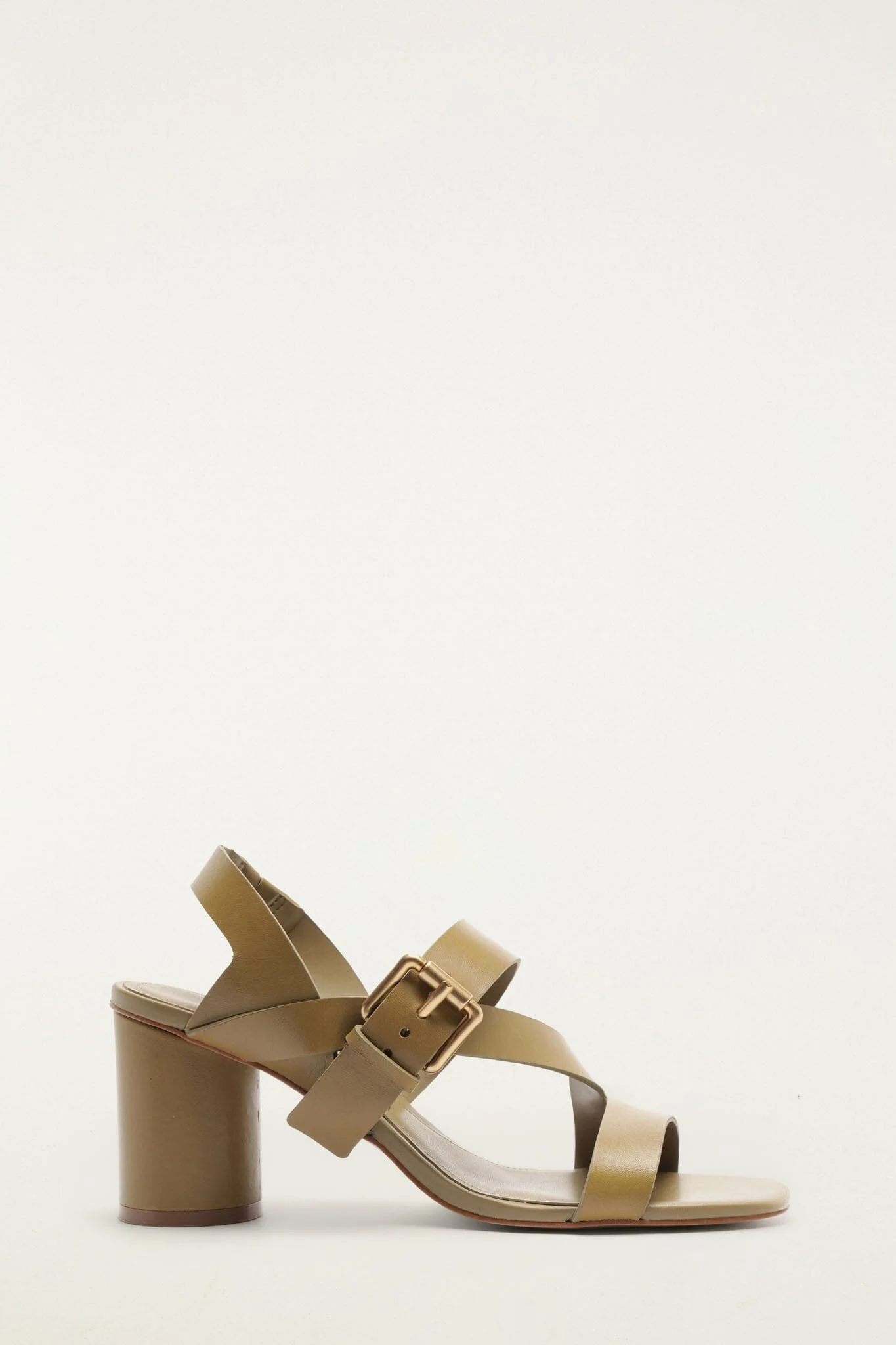 Buckle Block Helled Sandal - 1