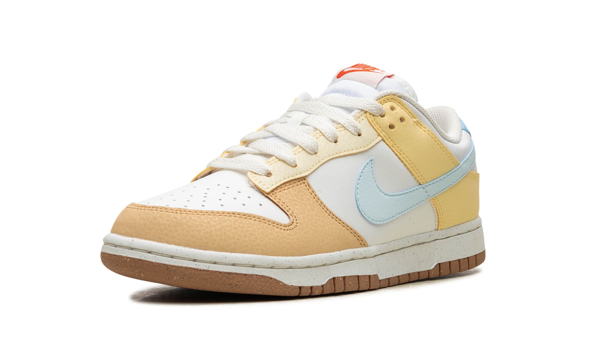 DUNK LOW WMNS "Soft Yellow" - 4