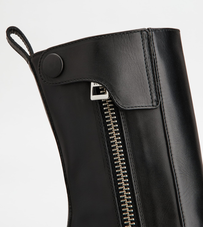 ANKLE BOOTS IN LEATHER - BLACK 5