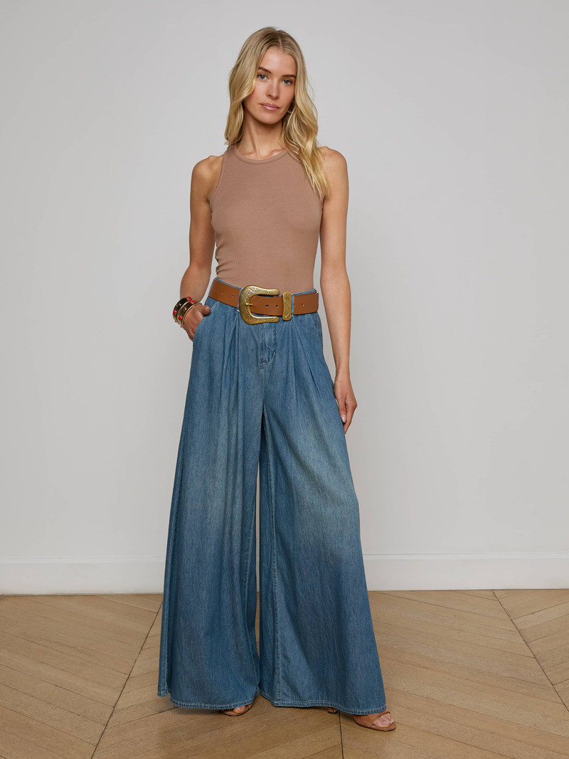 L'AGENCE Lorenza Palazzo Jean outlook