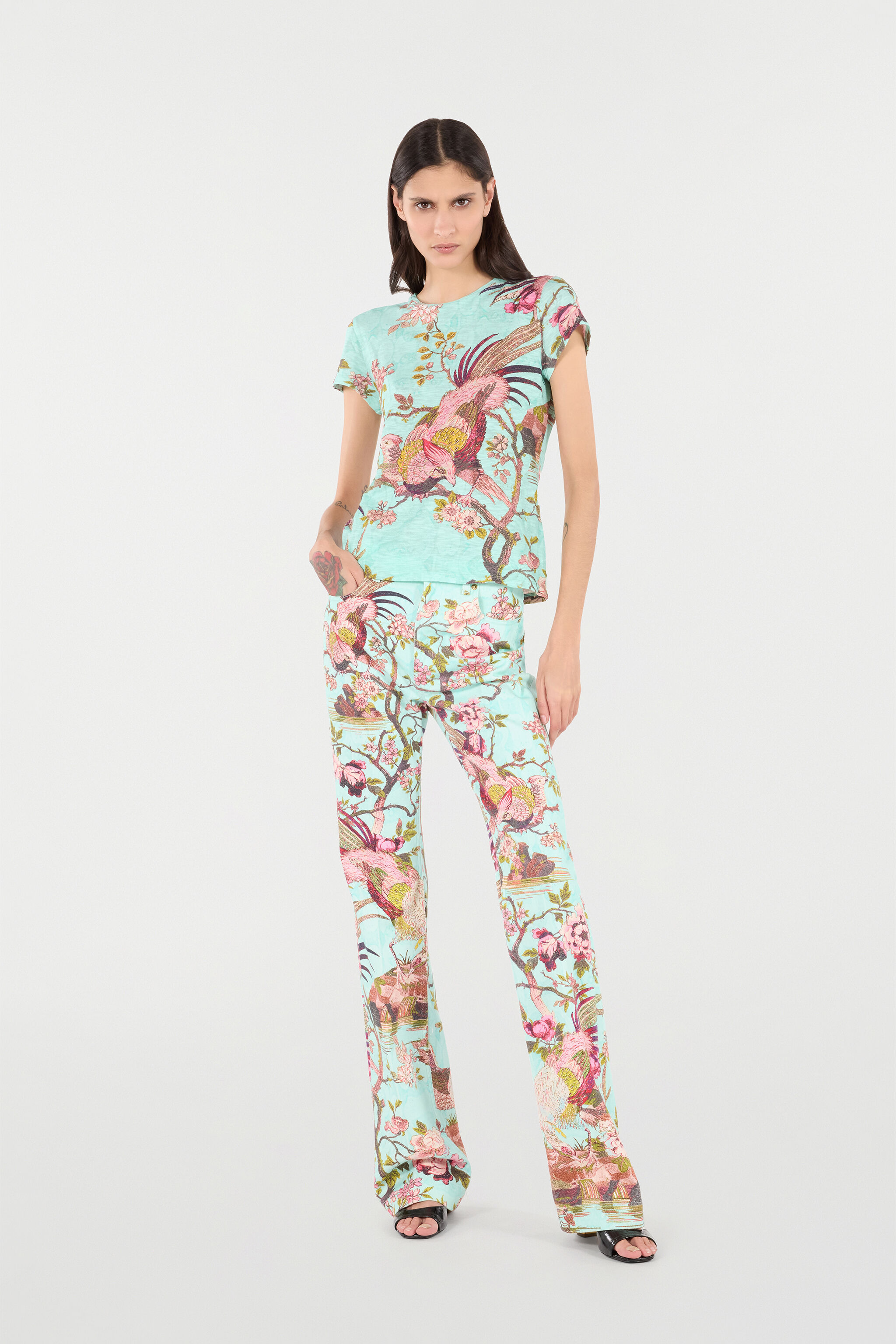 T-Shirt With Naturalistic Print - 2