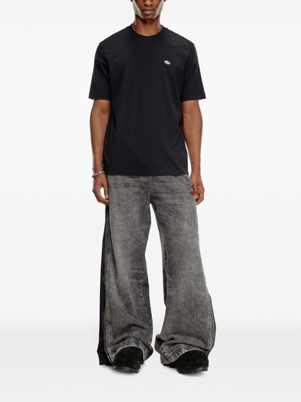 T-Adjust-Doval-PJ T-shirt - 2