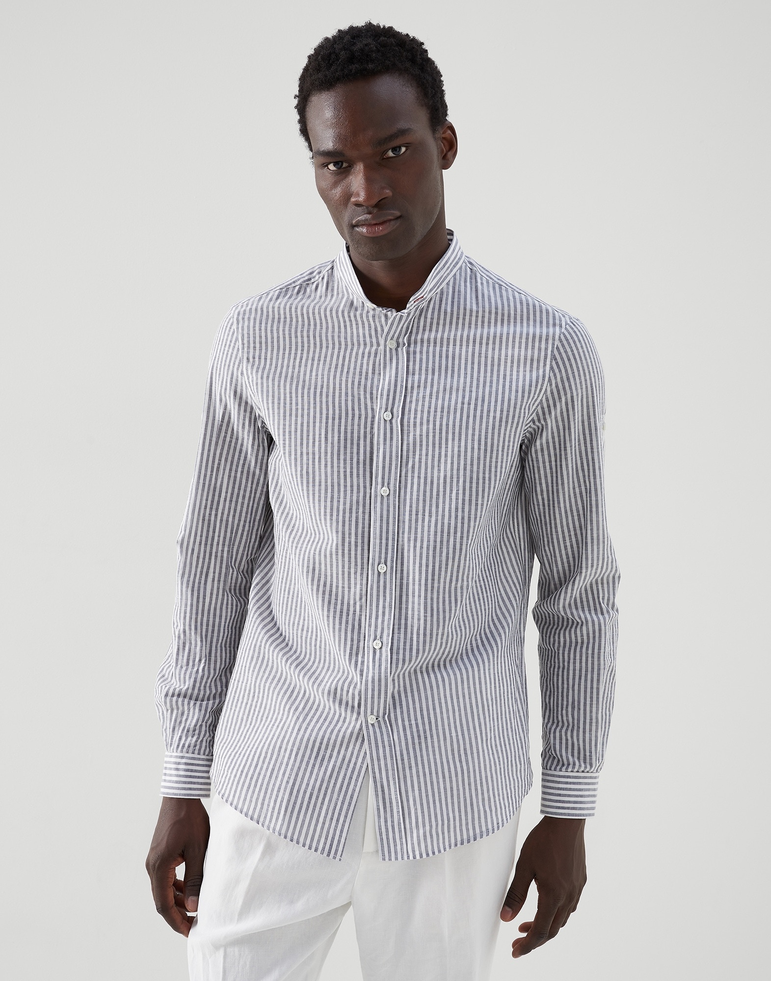 Striped cotton and linen shirt with Mandarin collar and roll-up tab sleeves - 1