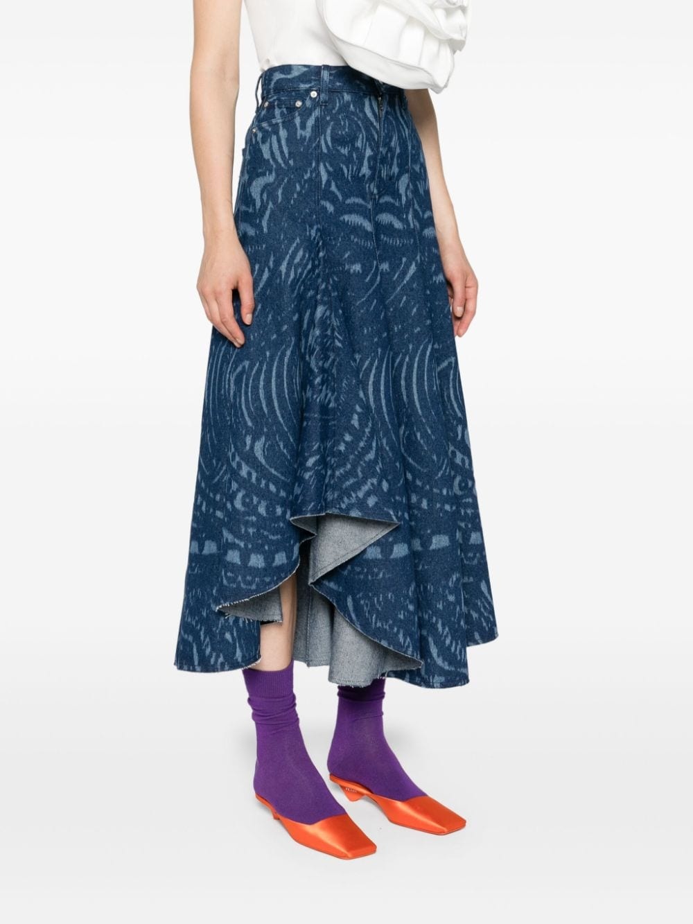 graphic-print pleated denim skirt - 3