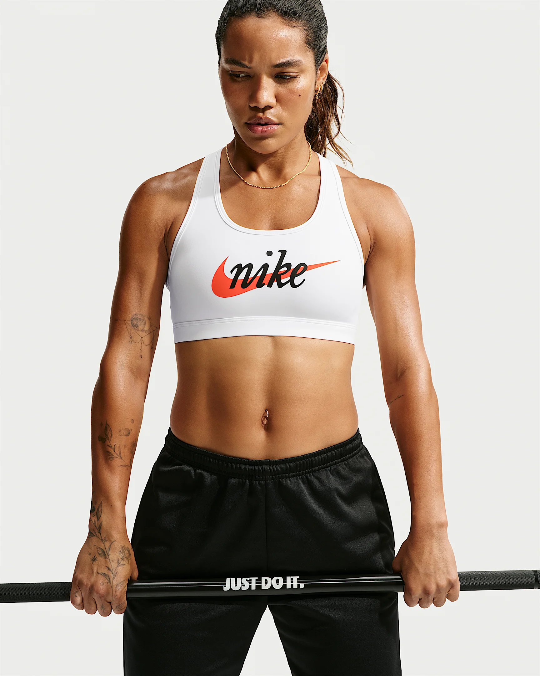 Nike Swoosh Women's Medium-Support Padded Sports Bra - 1