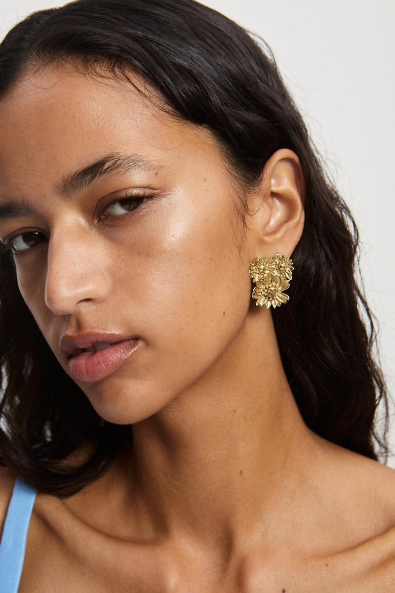 ALÉMAIS Team Spirit Daisy Cluster Earrings outlook