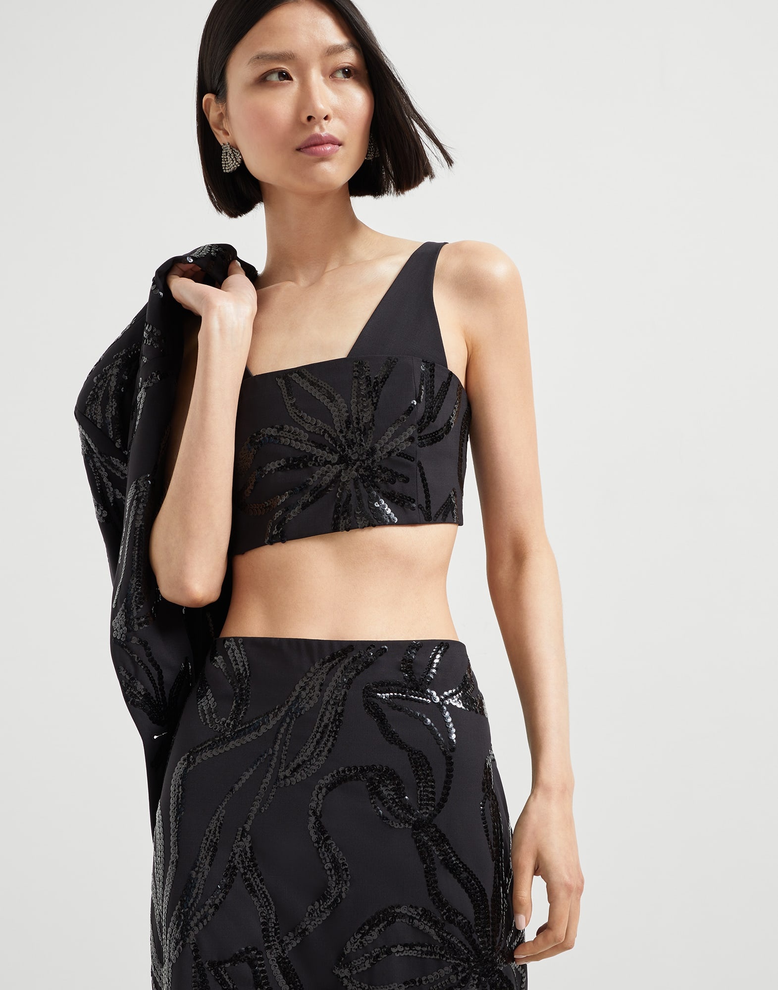 Tropical luxury wool crop top with dazzling floral embroidery - 4