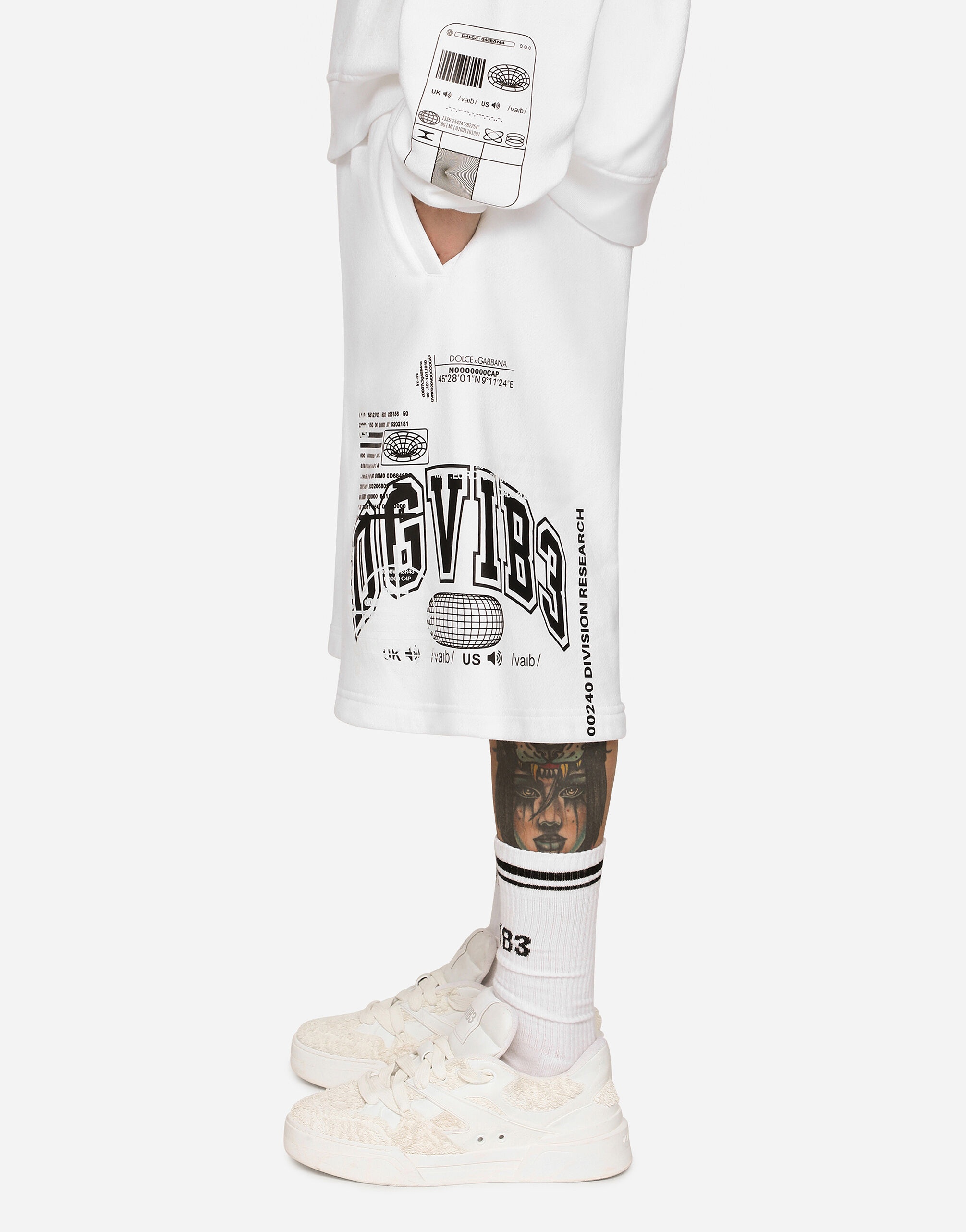 Jersey jogging shorts with DGVIB3 print and logo - 6