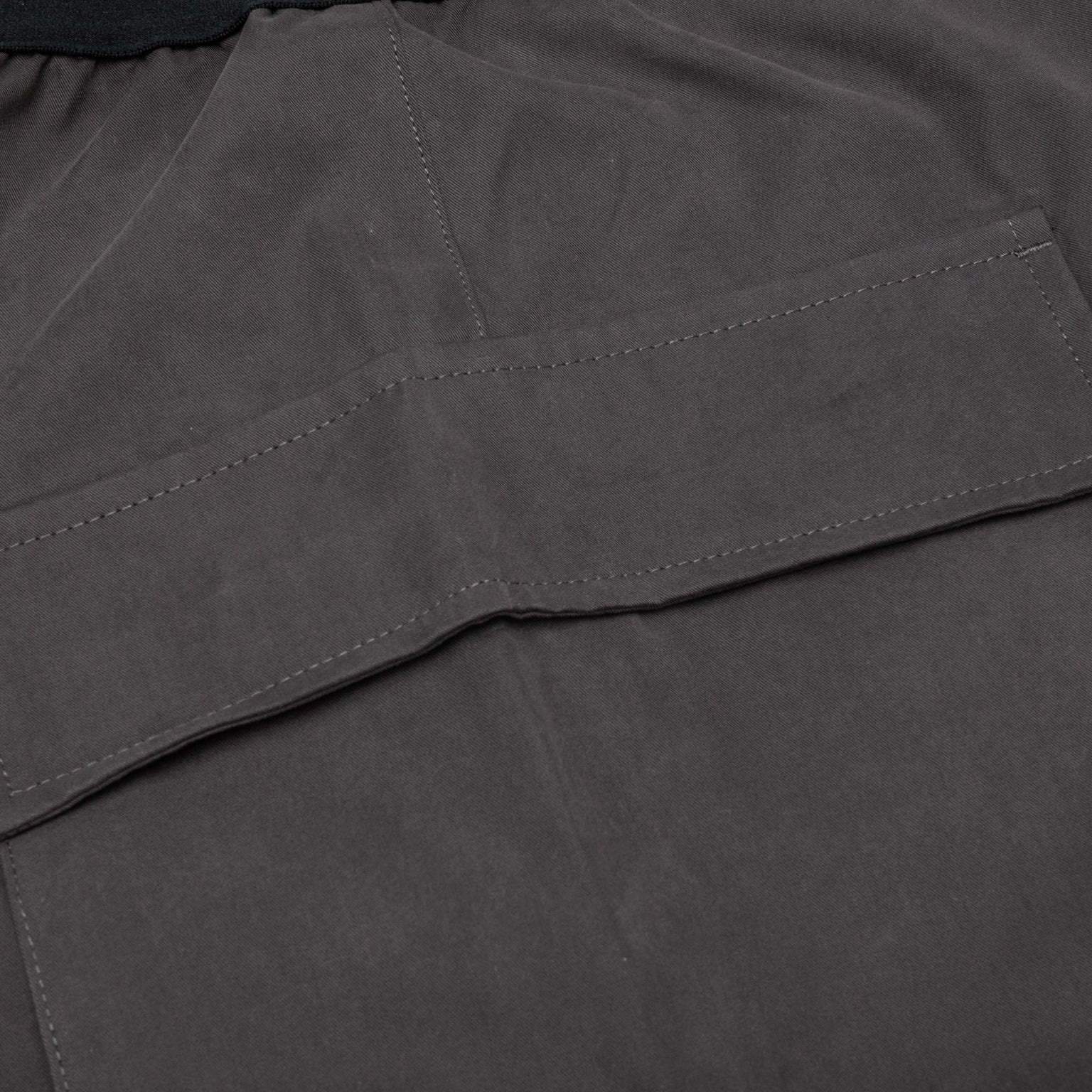 ESSENTIALS WOMEN'S CARGO PANT - IRON - 4