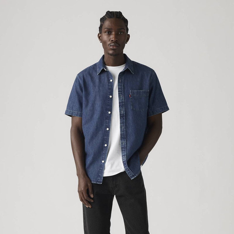 Levi's SHORT-SLEEVE CLASSIC STANDARD FIT SHIRT outlook
