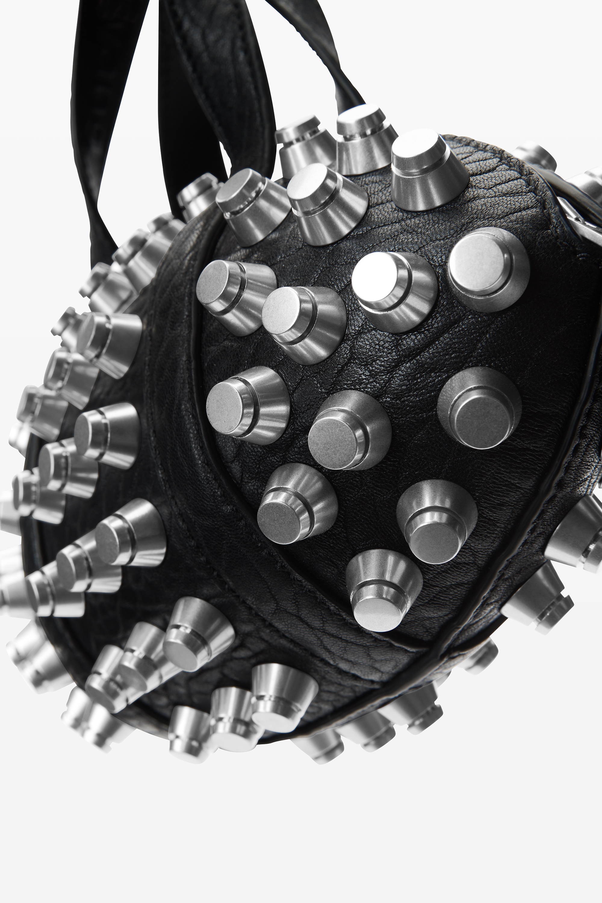 kong trap studded handbag in lambskin leather - 6