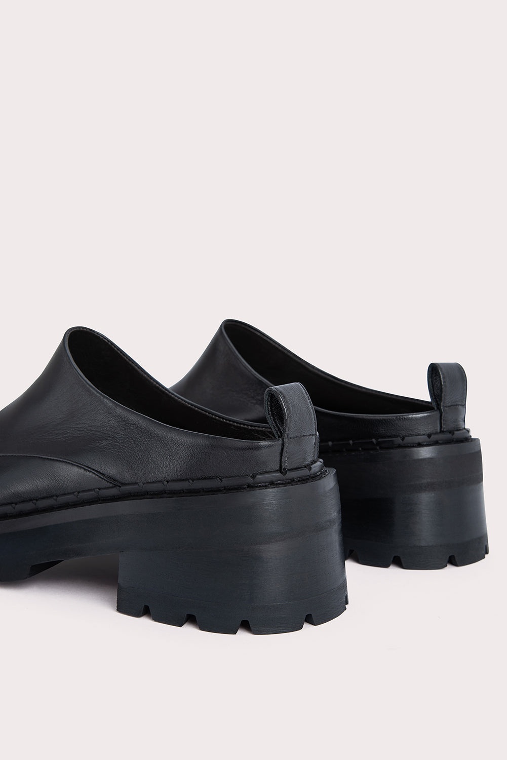 Reyna Black Nappa Leather - 8
