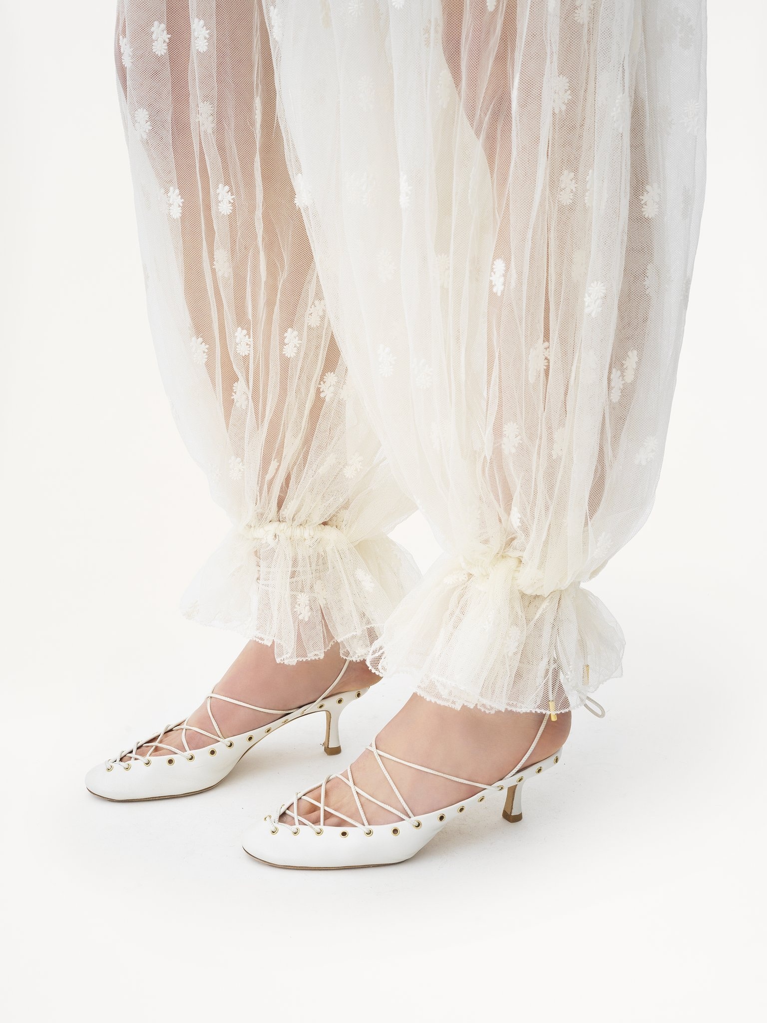 DRAWSTRING PANTS IN EMBROIDERED LACE - 6
