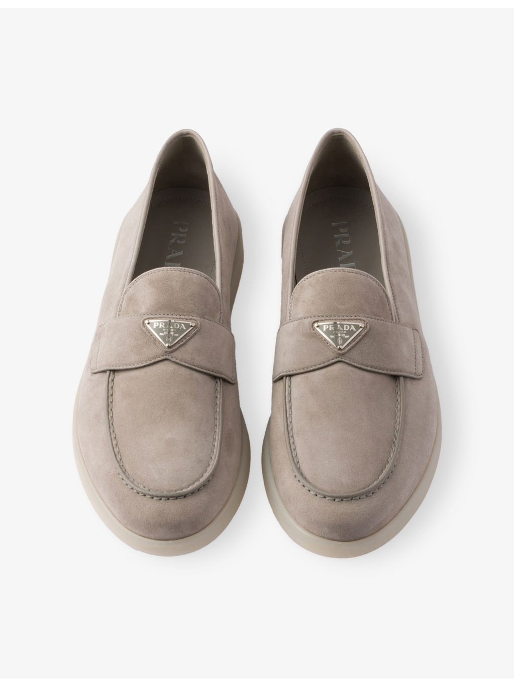 Triangle-plaque suede loafers - 3