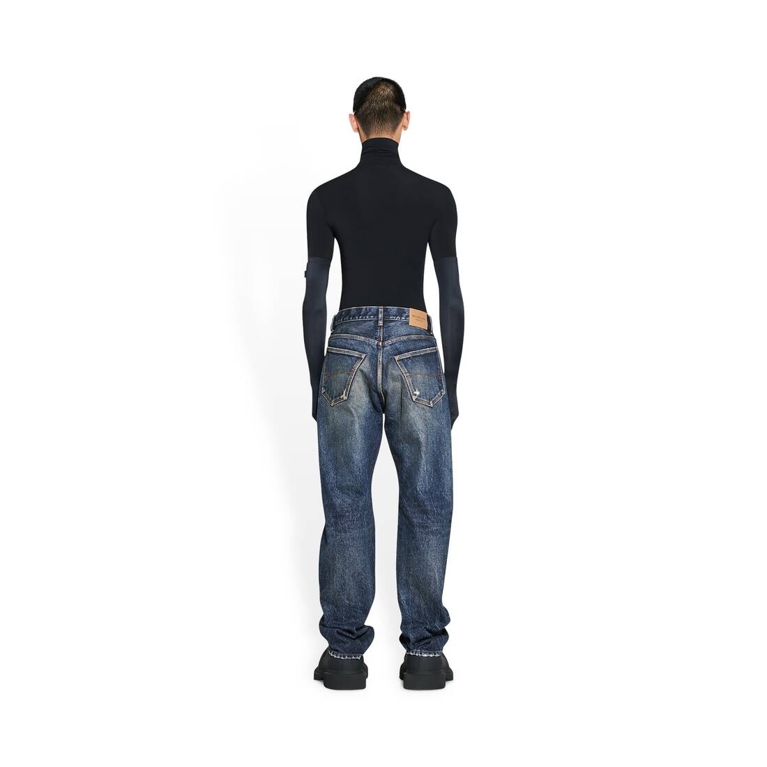 Men's Relaxed Jeans in Navy Blue - 4