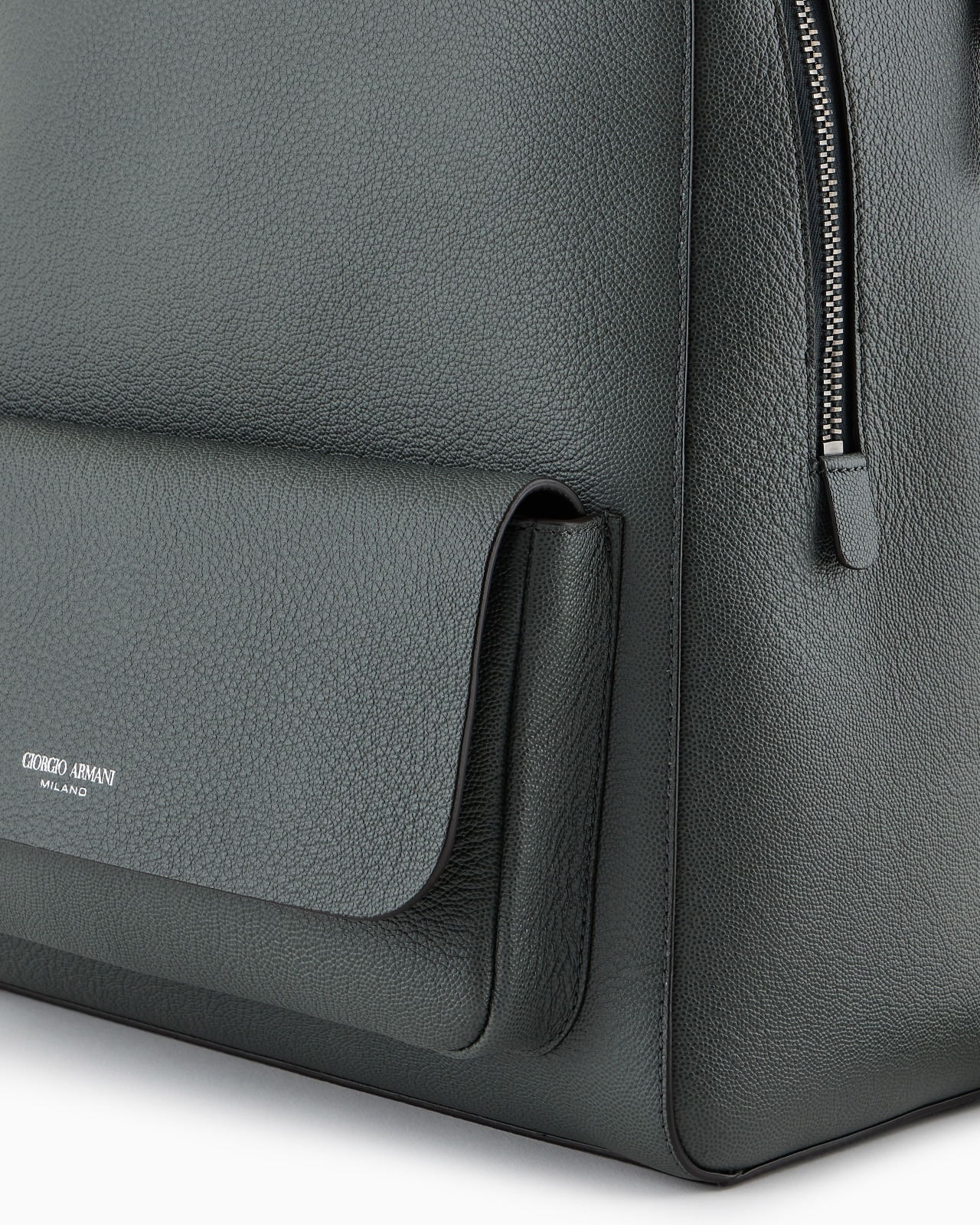 ROUND LEATHER BACKPACK - 5