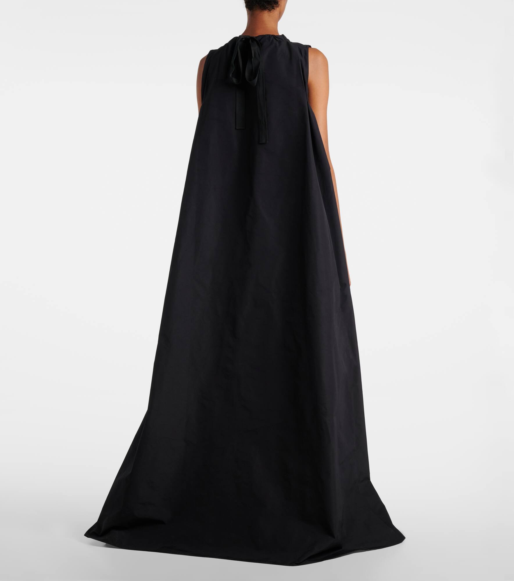 Satin gown - 3