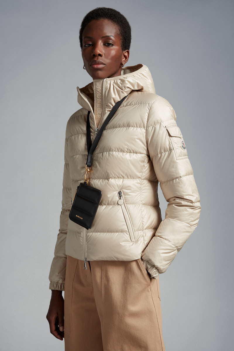 Moncler Leather Wallet outlook