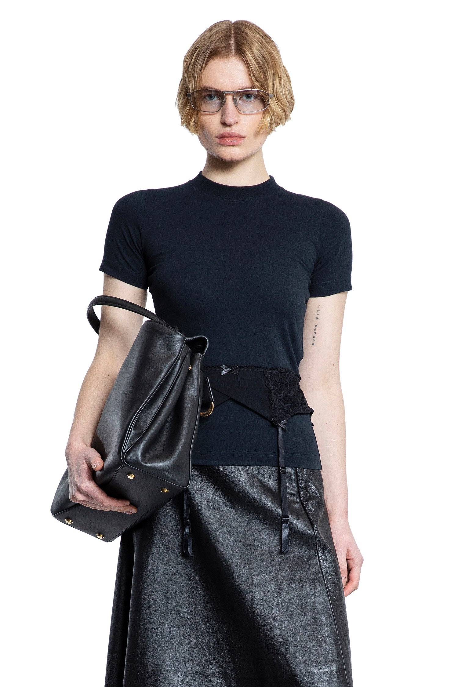 バレンシアガ Balenciaga Lingerie T-shirt 29594153_58675545_1000.jpg