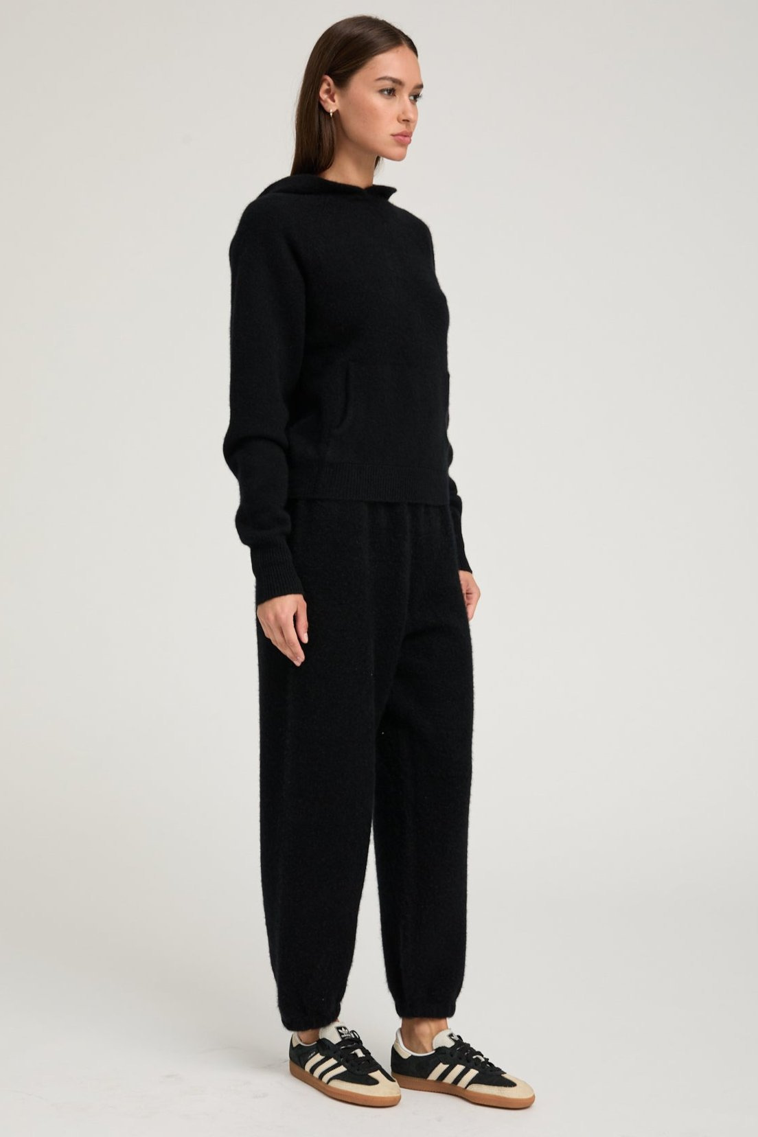 BLACK CASHMERE SWEATPANTS - 2