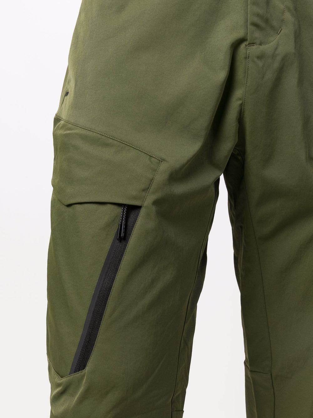 Sportswear Tech Essentials trousers - 5