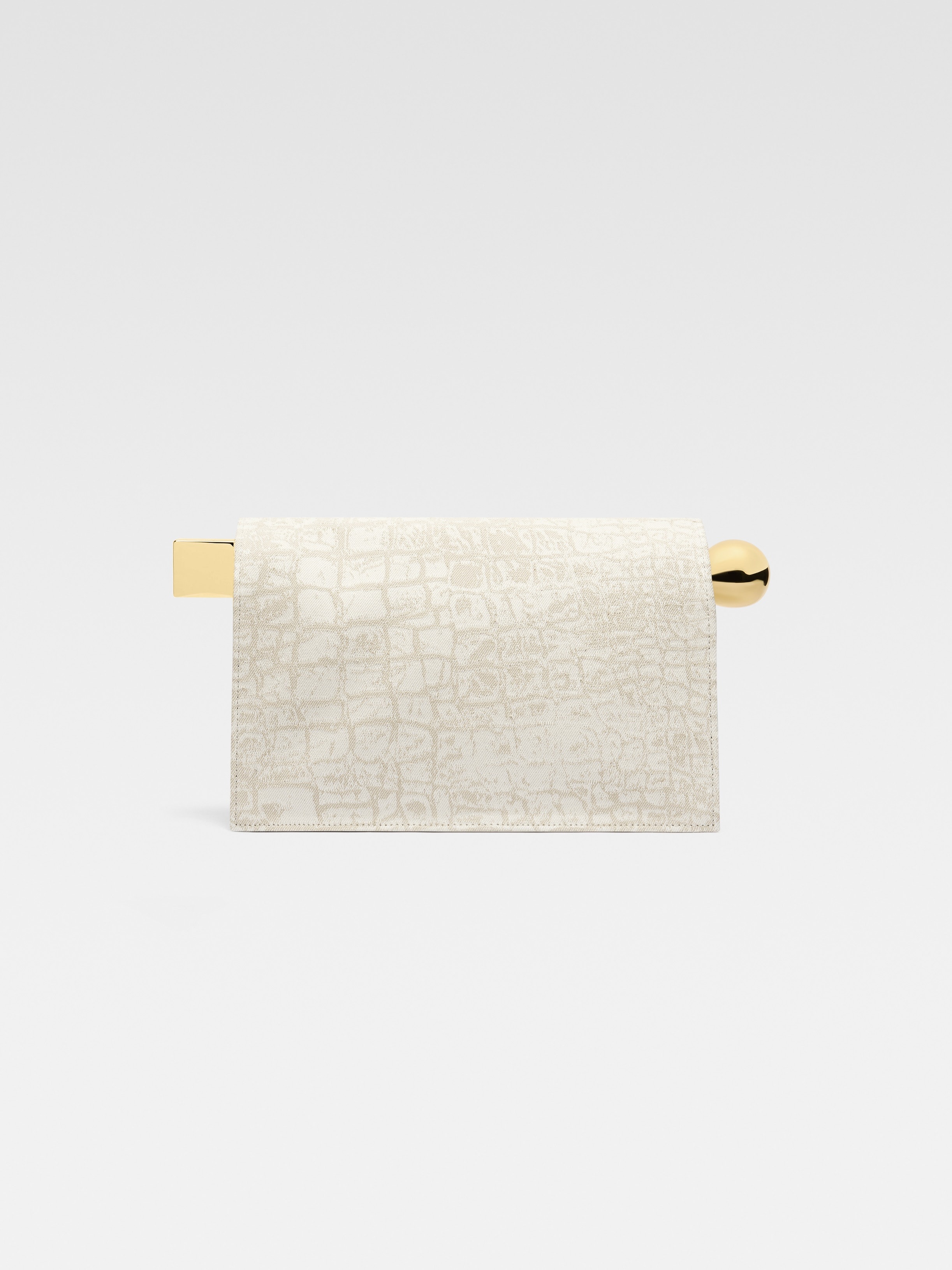 The Rond Carré clutch - 3