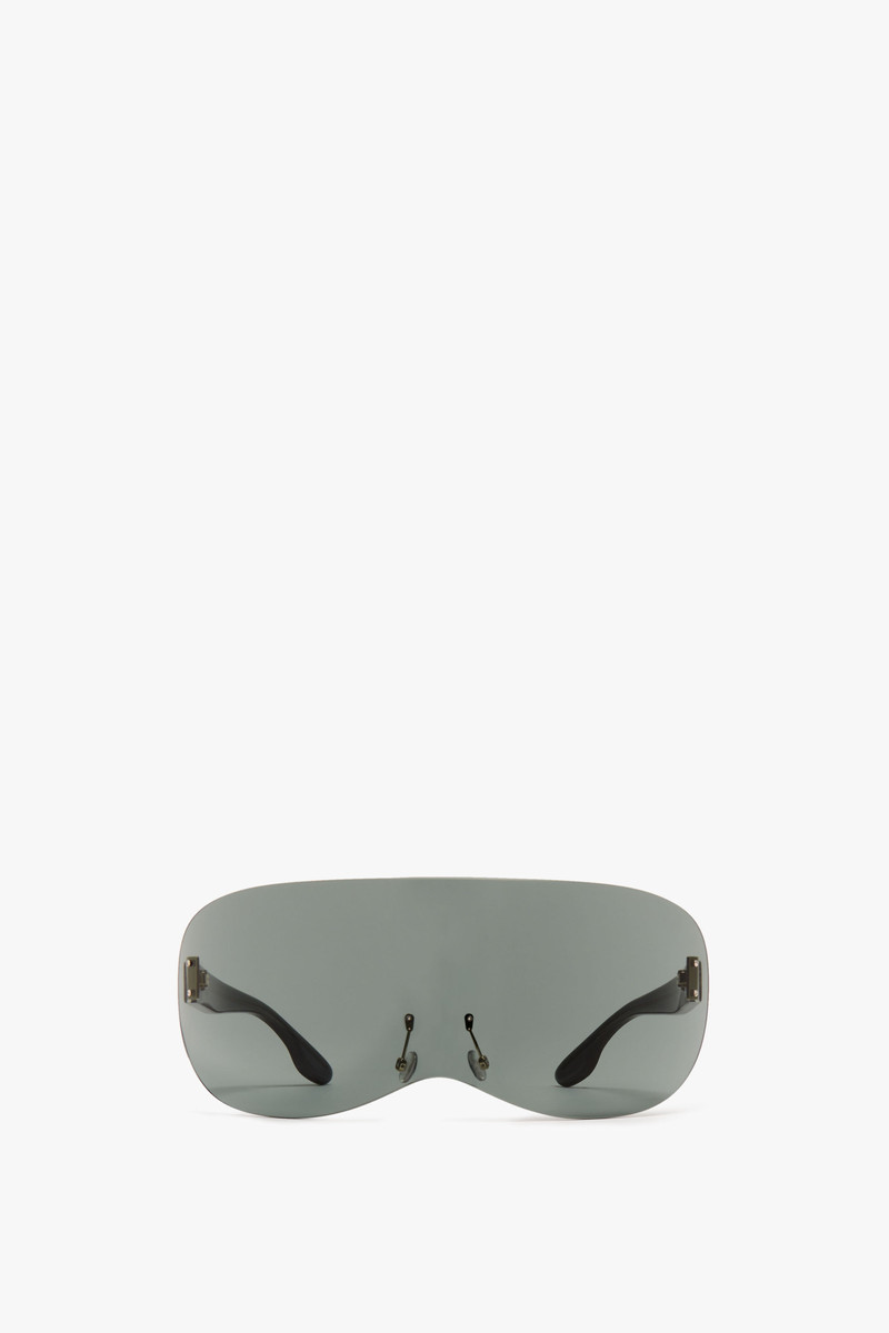 Runway Sunglasses in Grey Smoke 1