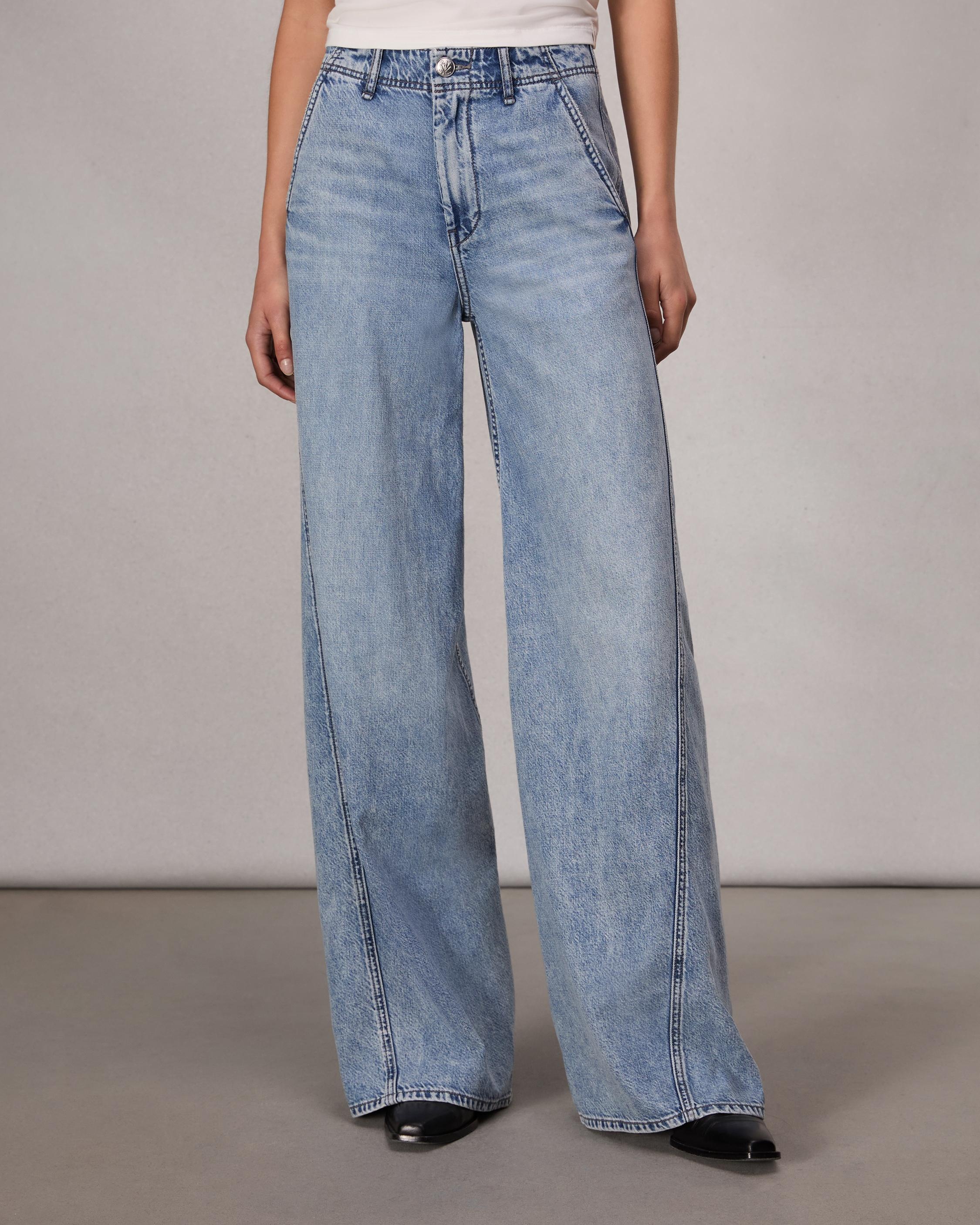 Featherweight Wide-Leg Sofie Jean
Featherweight Denim - 5