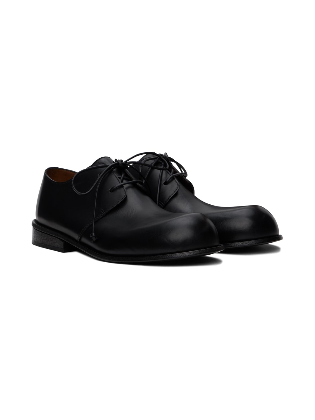 Black Must Derbys - 4